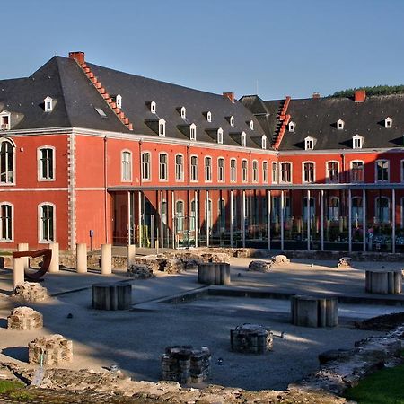 La Boite Rouge Apartment Stavelot Exterior photo