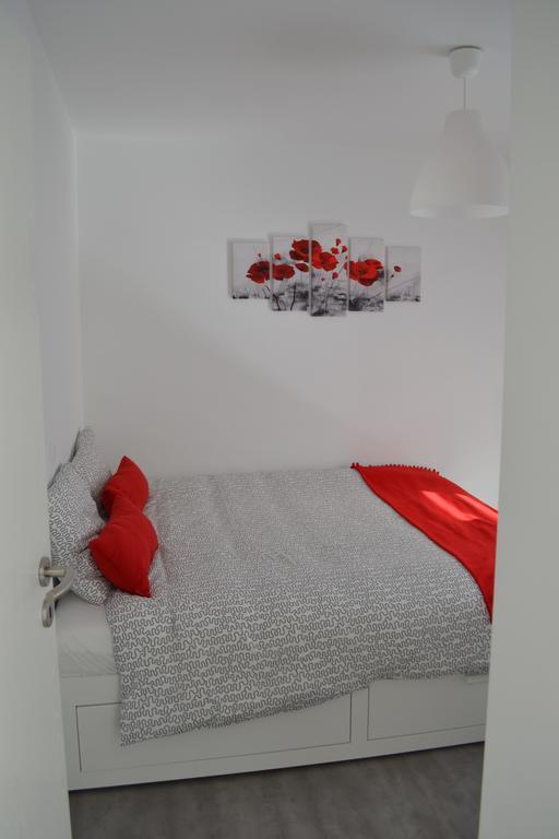 La Boite Rouge Apartment Stavelot Exterior photo